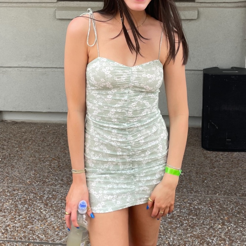 Bailey Rose size small green dress